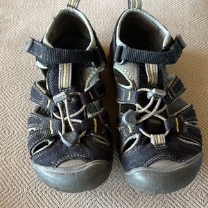 Boys Keen Shoes